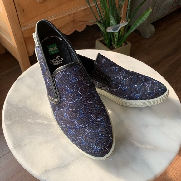 Cougar Canvas Shoes - Picture 2 of 6